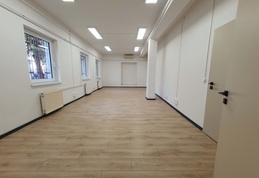 Budapest IX. district Hentes street 97sqm large air-conditioned office to let