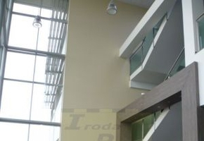 Pest megye Nagytarcsa A kategóriás irodaházban iroda kiadó