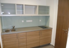 Budapest XIII. kerület Rokolya utca A kategóriás irodaházban iroda kiadó