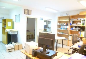 Pest megye Vác C kategóriás irodaházban iroda kiadó