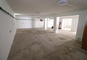 Pest vármegye Szigetszentmiklós  121nm-es légkondicionált önálló irodaépület, 121nm alagsori raktárhelyiséggel kiadó