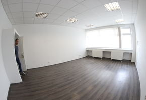 Budapest XXI. kerület Csepel Művek B kategóriás felújított irodaház iroda kiadó