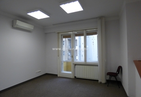 Budapest VII. kerület Rumbach Sebestyén utca 177nm társasházi iroda kiadó