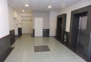 Budapest XIV. kerület Szugló utca B kategóriás irodaház iroda kiadó