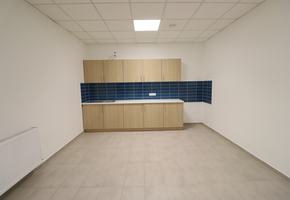 Budapest III. kerület Óbuda kétszintes 886nm-es irodaépület 1279nm-es telken eladó