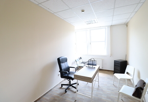 Budapest XIII. kerület, önálló épület, földszinti 130nm-es ügyfélszolgálati terület, 169nm emeleti iroda kiadó